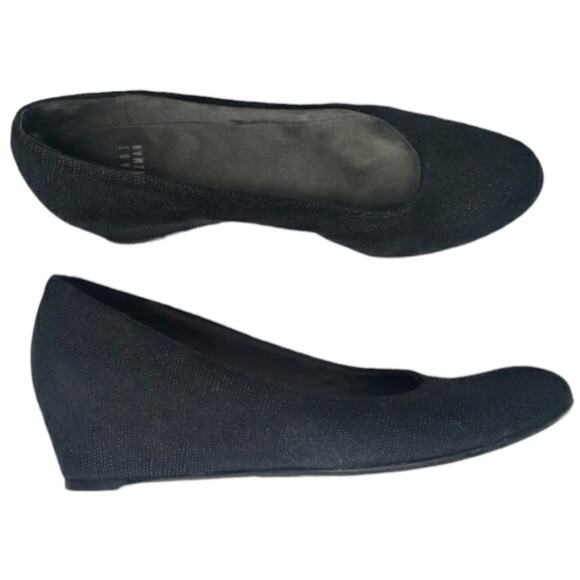 Stuart Weitzman black textured dressy career wedges shoes size 9 - Picture 1 of 9